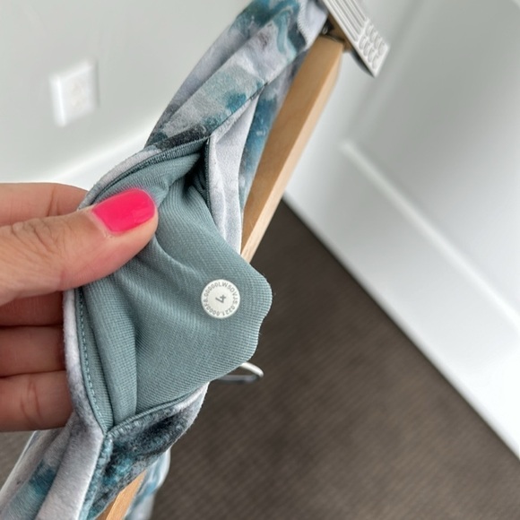 Lululemon High-Rise Tight 25" - Picture 3 of 5